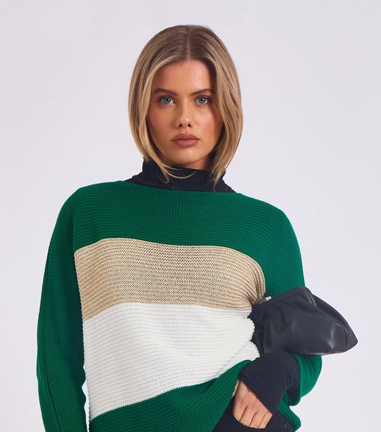 Gestreepte gebreide oversized trui met V-hals - Image 2
