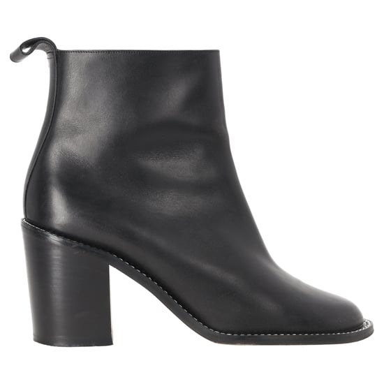 Givenchy Kettenlink Accent Enkellaarsjes in Zwart Leer - Image 1