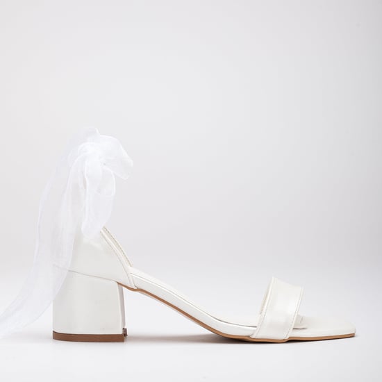 Athena Laag Hak Sandalen with Ribbon - Image 1