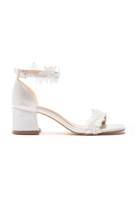 Elodie Bridal Lace Block Hak Sandaal - Image 2