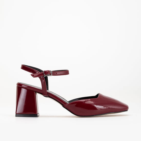 Kayla Pumps met Blokhak - Image 1