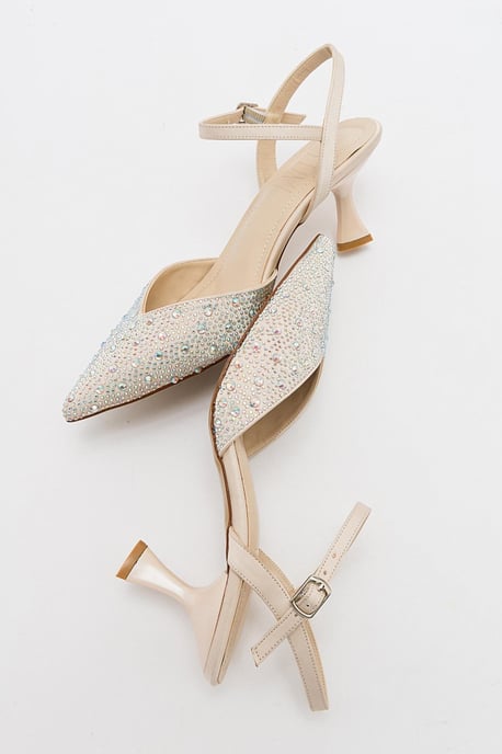 Vilka Verfraaide Slingback Kitten Heel Pumps - Image 4