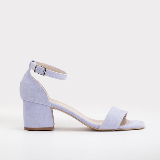 Illy Laag Block Hak Sandalen with Pearls - Image 6