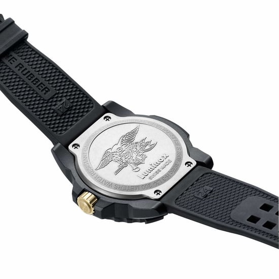 Luminox Zwarte Rubber Sporthorloge - Image 3