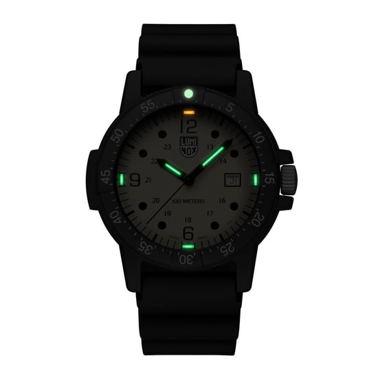 Luminox Zwarte Hars Sporthorloge - Image 2