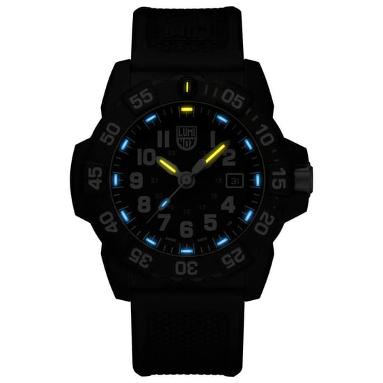 Luminox Zwarte Rubber Sporthorloge - Image 2