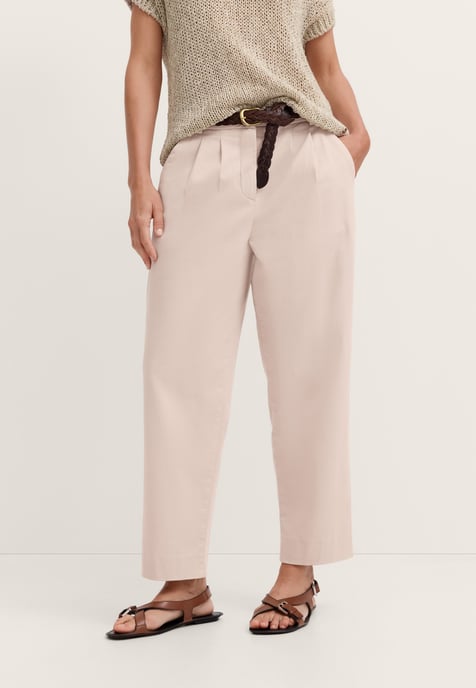 Bugatti Damen Vrijetijdsbroek Modern Fit met plooien - Image 1
