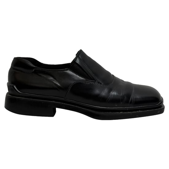 Prada Vierkante Neus Instappers van Zwart Leer - Image 1