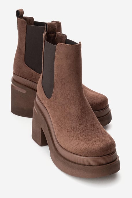 Antwerp Chelsea Boot - Image 1