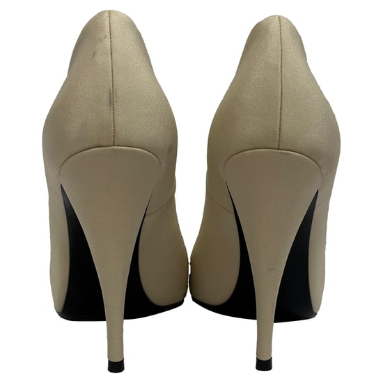 Saint Laurent Franky Peep-Toe Pumps in Crème Satijn - Image 3