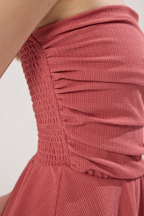 Roze, rechte, mouwloze mini-jurk voor dames, geschikt voor dagelijks gebruik. - Image 2