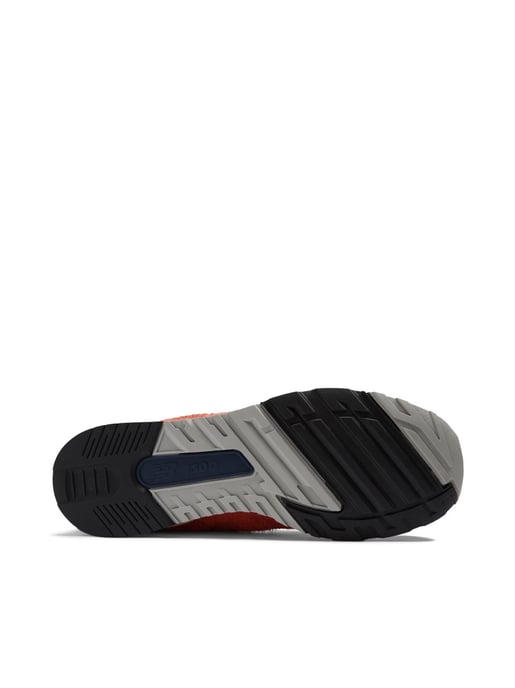 1500 stuks, gemaakt in het VK. Oranje Bloed sneakers. - Image 5
