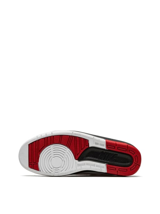 Air Jordan 2 Retro Chicago sneakers - Image 5
