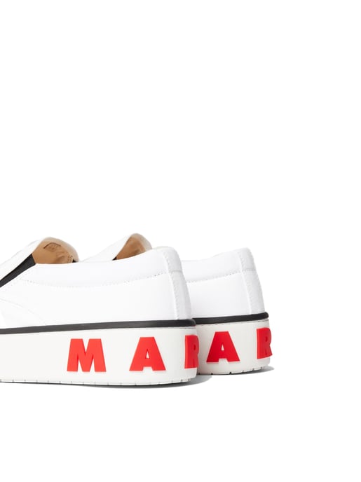 Instapsneakers met logo - Image 3