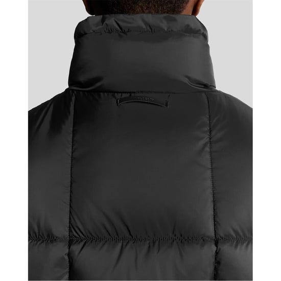 Heren Lyle And Scott Cocoon Gilet in Lakrood - Image 2