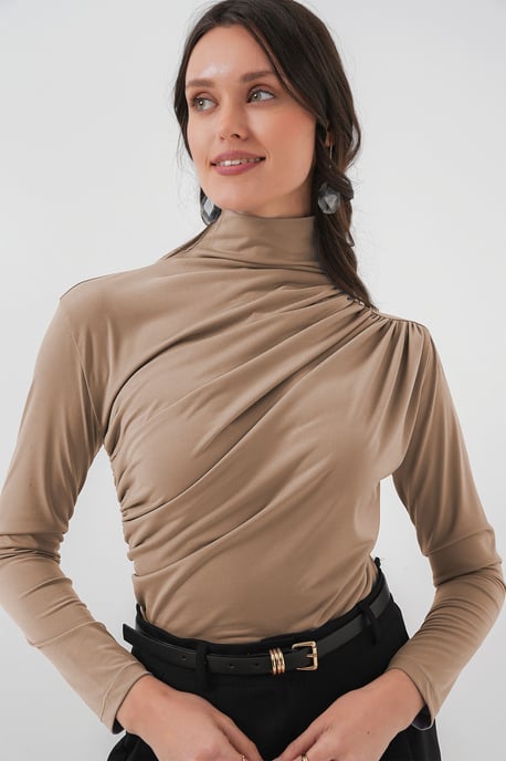 Getailleerde Colblouse met Drapé Detail - Image 1
