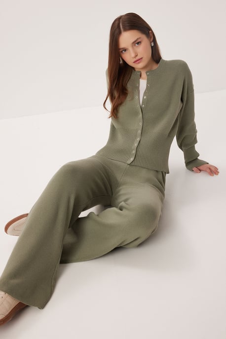 Geribbelde Brei Co-Ord Set met Knopen sluiting - Image 2