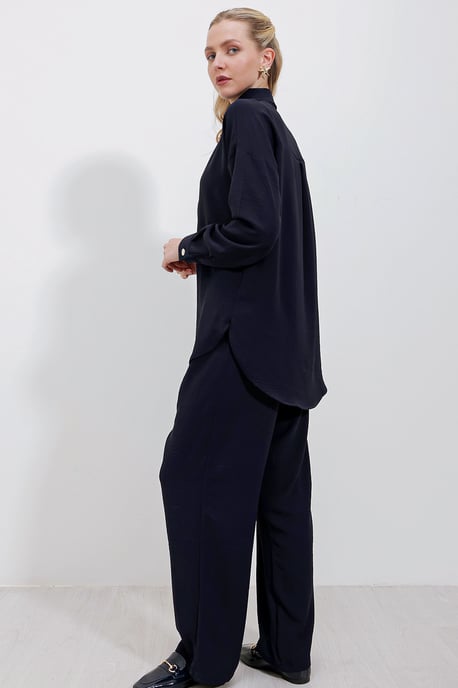 Gestructureerde Lange Mouwen Overhemd en Brede Pantalon Set - Image 6