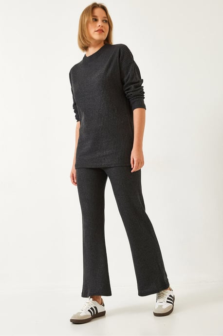Geribbelde Textuur Crew Neck Trui en Broek Set - Image 1