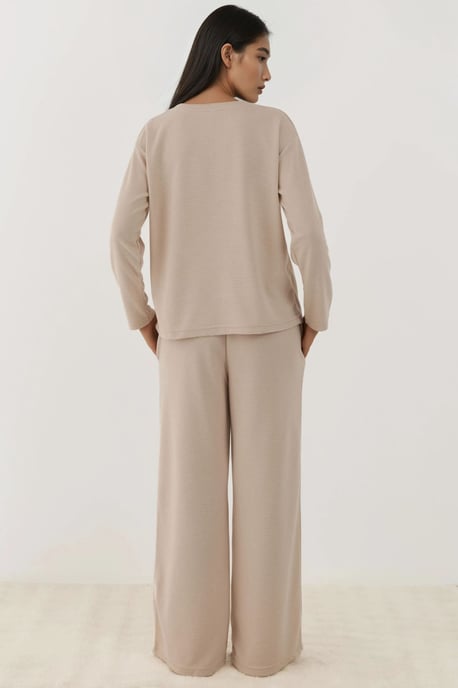 Zachte Touch Textured Relax Fit Pyjama Set - Image 3