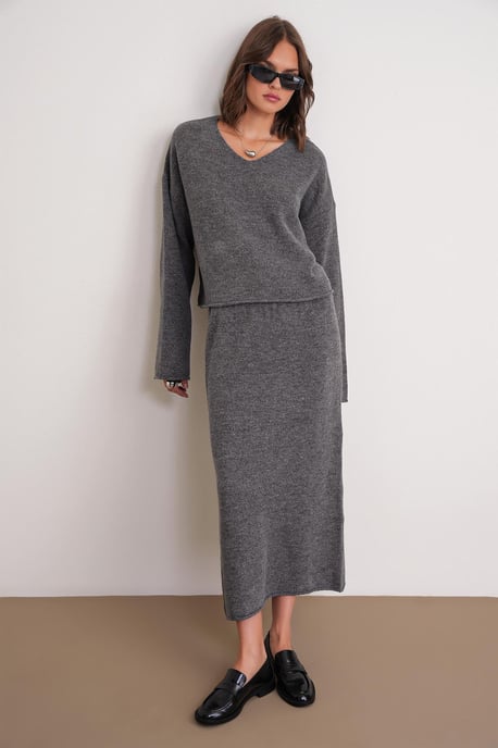 V-hals Tricot Sweater & Rok Co-ord Set - Image 5