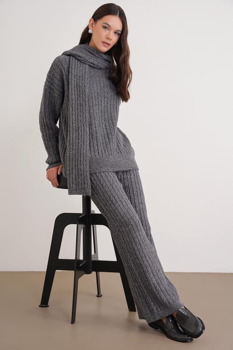 Overmaatse Haarvlecht Patroon Breisels Co-Ord Set - Image 1