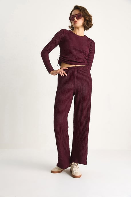 Aansluitende Twee-delige Set met Flared Broek - Image 4