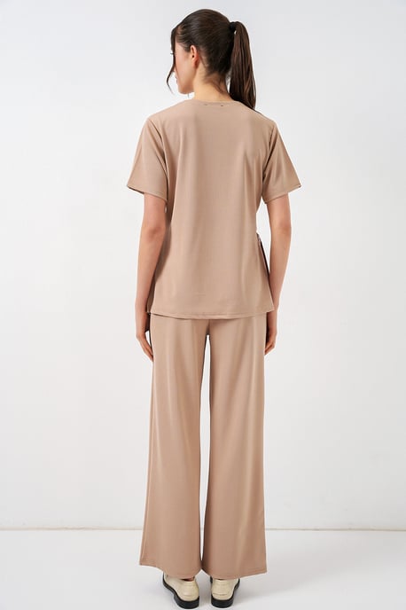 Crew Neck Strikdetail Geribbelde Co-Ord Set met Wijde Pantalons - Image 6
