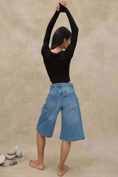 Slim Fit Crew Neck Romper - Image 5
