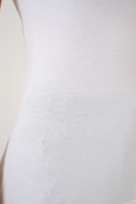 Aansluitende Mouwloze Body met Ronde Hals - Image 5