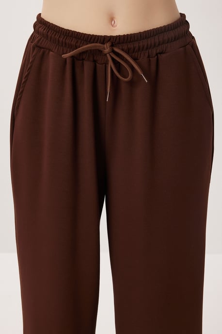 Wijde broek met trekkoord in de taille - Image 4