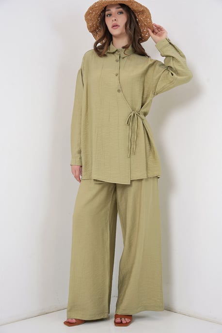 Tunic-pantalonset met strikdetail en kraag - Image 1