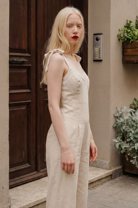 Linnenmix Jumpsuit met Hartvormige Halslijn - Image 3
