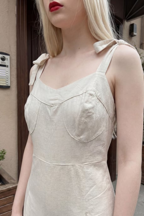 Linnenmix Jumpsuit met Hartvormige Halslijn - Image 4