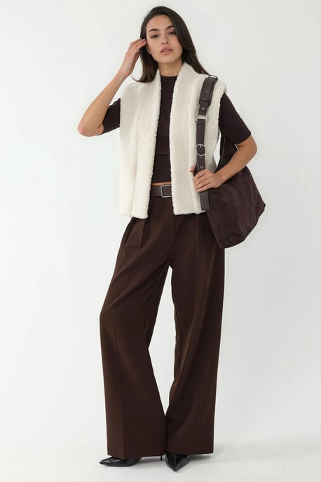 Pluche Mouwloos Vest - Image 3
