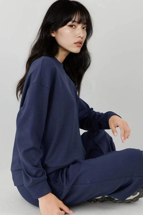 Modal Touch Basis Sweatshirt - Image 2