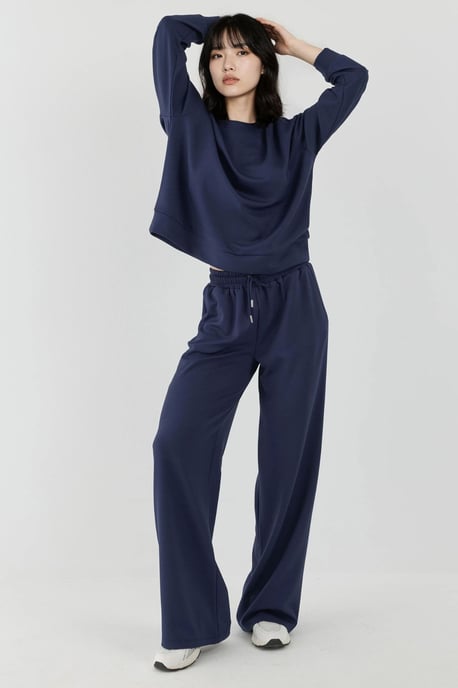Modal Touch Basis Sweatshirt - Image 3
