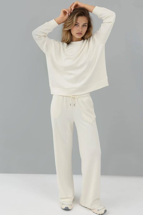 Modal Touch Basis Sweatshirt - Image 3