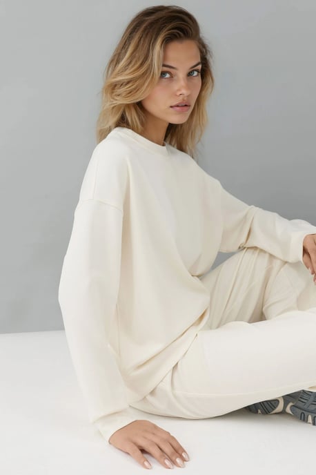 Modal Touch Basis Sweatshirt - Image 4