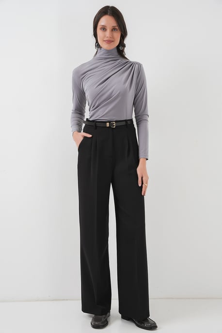 Aansluitende colblouse met drapeer-detail - Image 2