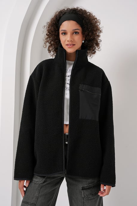 Pocket Gedetailleerde Oversized Pluche Jas - Image 1