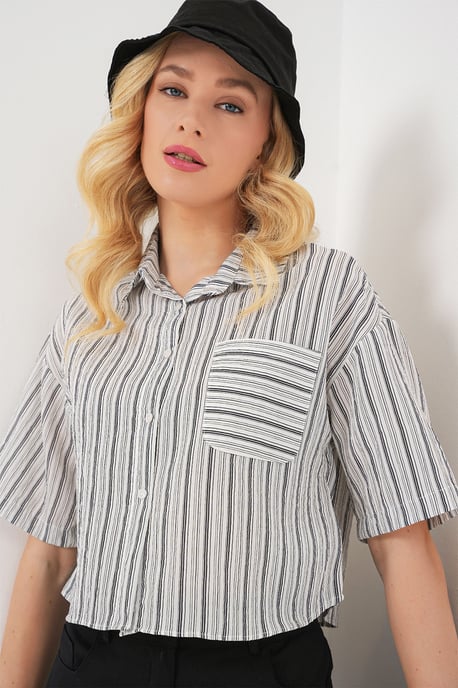 Gestreepte Cropped Shirt met Zak - Image 4