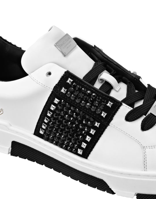Lo-Top Sneakers - Image 2