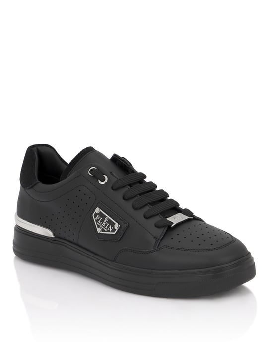 Lo-Top Sneakers - Image 1