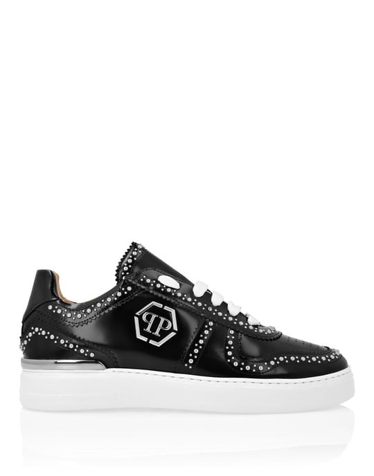 Lo-Top Sneakers - Image 3