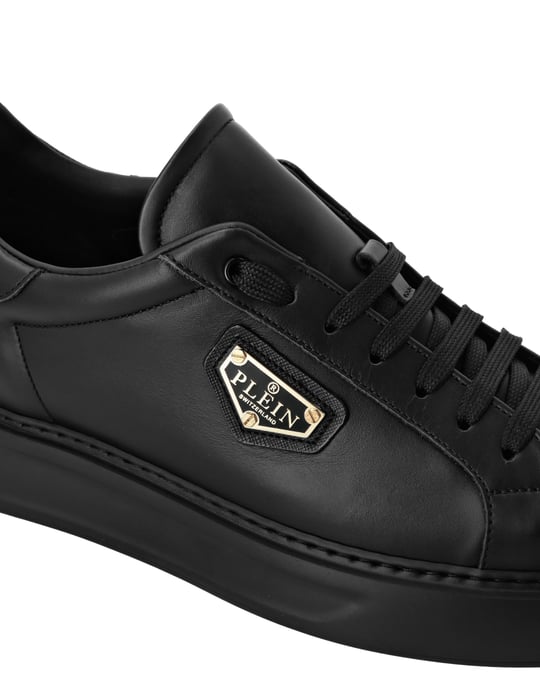 Lo-Top Sneakers Titan - Image 3