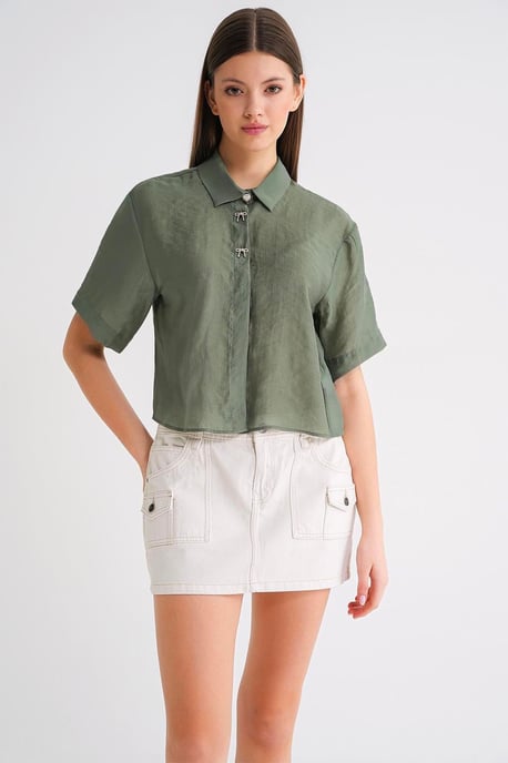 Korte Mouw Crop Shirt met Steenaccessoires - Image 2