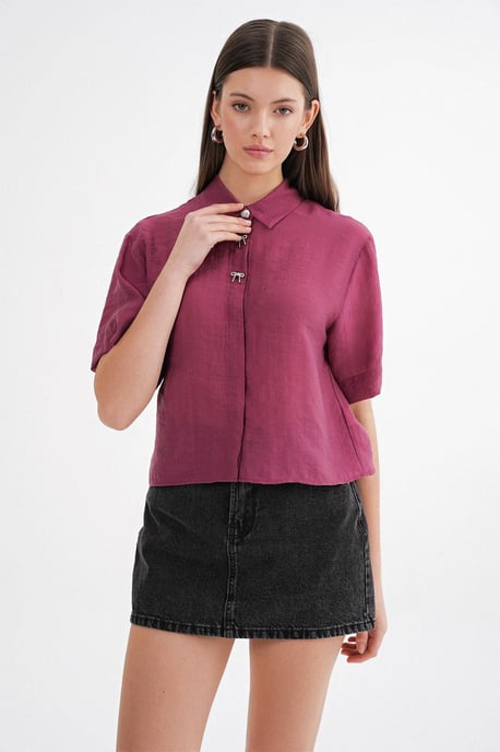 Korte Mouwen Crop Shirt met Stenen Accessoires - Image 5