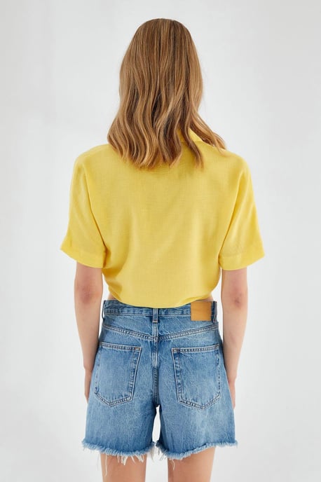 V-hals Striksluiting Slim Fit Crop Shirt - Image 5