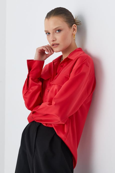 Satin Knopblouse met Pocketdetail - Image 5